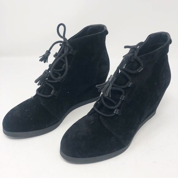 MADDEN GIRL | Black Deenna Velvet Lace Up Wedge Boots NEW Women’s Size 8 - Picture 4 of 11
